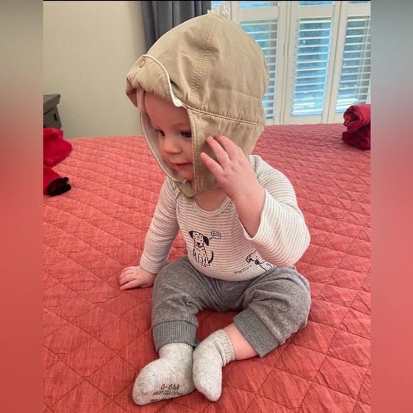 Baby GAP Fleece Lined Flap Hat Tan 12-18m Unisex - Picture 7 of 8